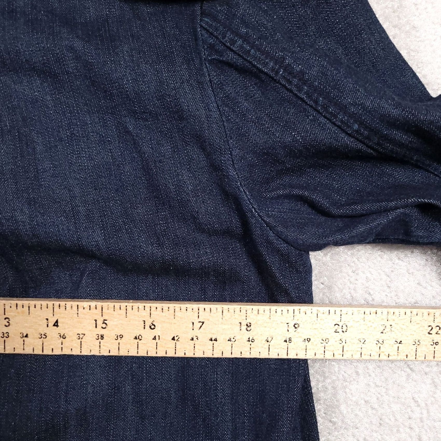 Old Navy Old Navy Jacket Chambray Denim Button Front Double Breasted Collar Womens Medium Blue Solid Casual Jacket Regular Fit Size M / US 6-8 / IT 42-44 - 7 Thumbnail