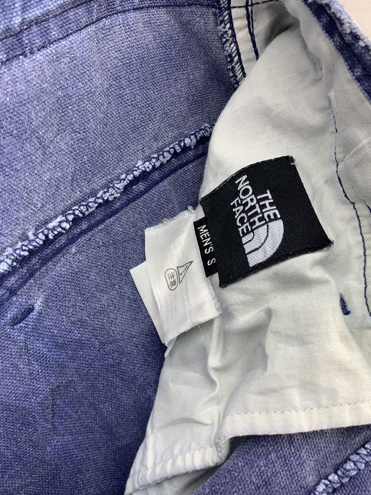 The North Face Vintage The North Face Distressed Short Pants Size US 31 - 15 Thumbnail