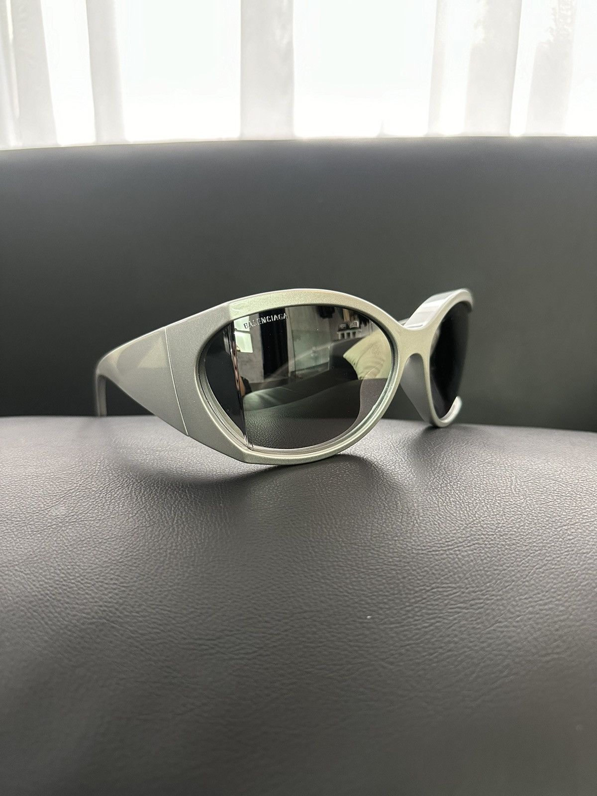 Balenciaga Balenciaga Cat Eye Mirrored Sunglasses Size ONE SIZE - 3 Thumbnail