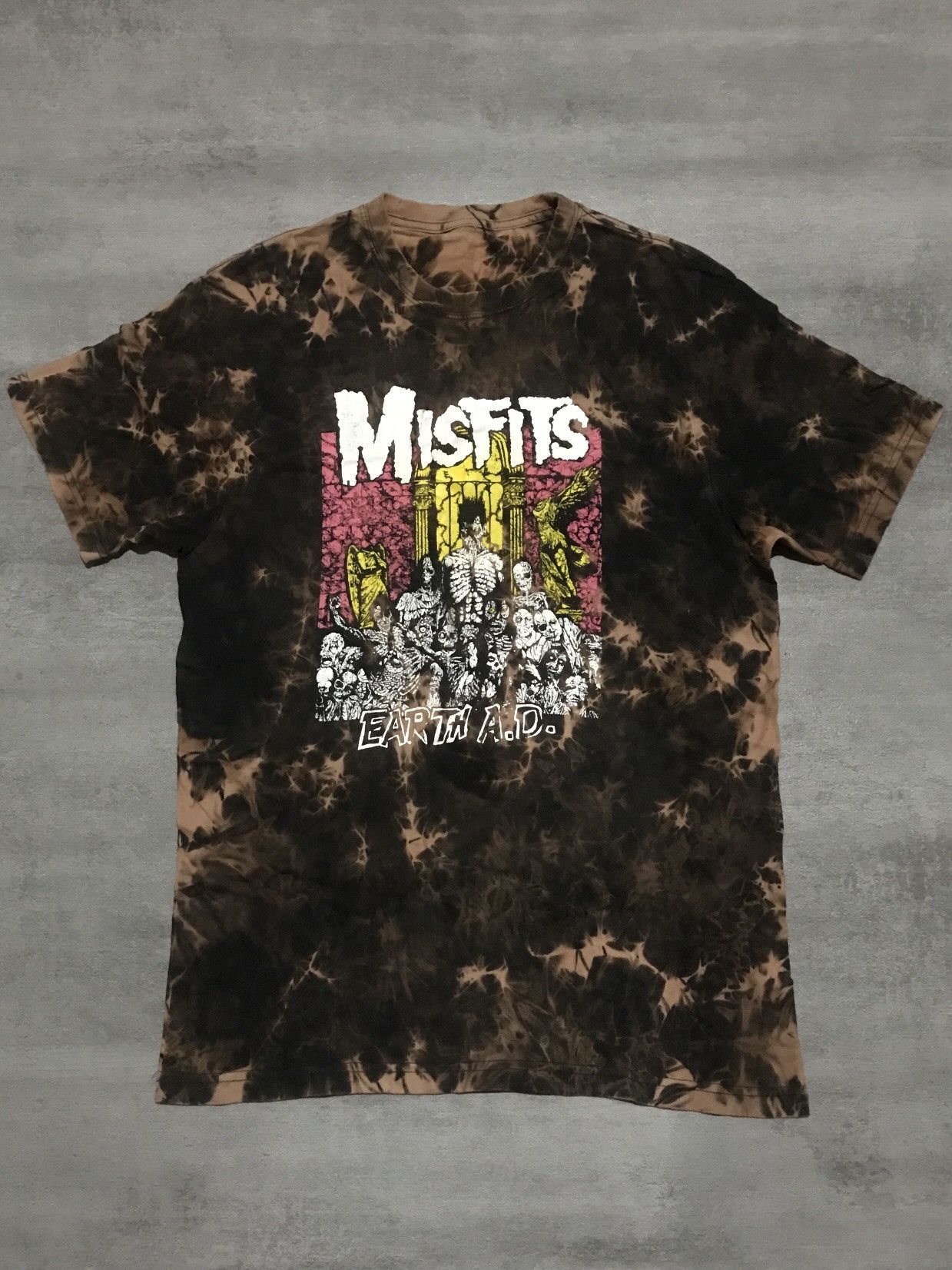 Band Tees × Misfits MISFITS Earth AD Bleach Tie-dye T-Shirt Size US L / EU 52-54 / 3 - 1 Thumbnail