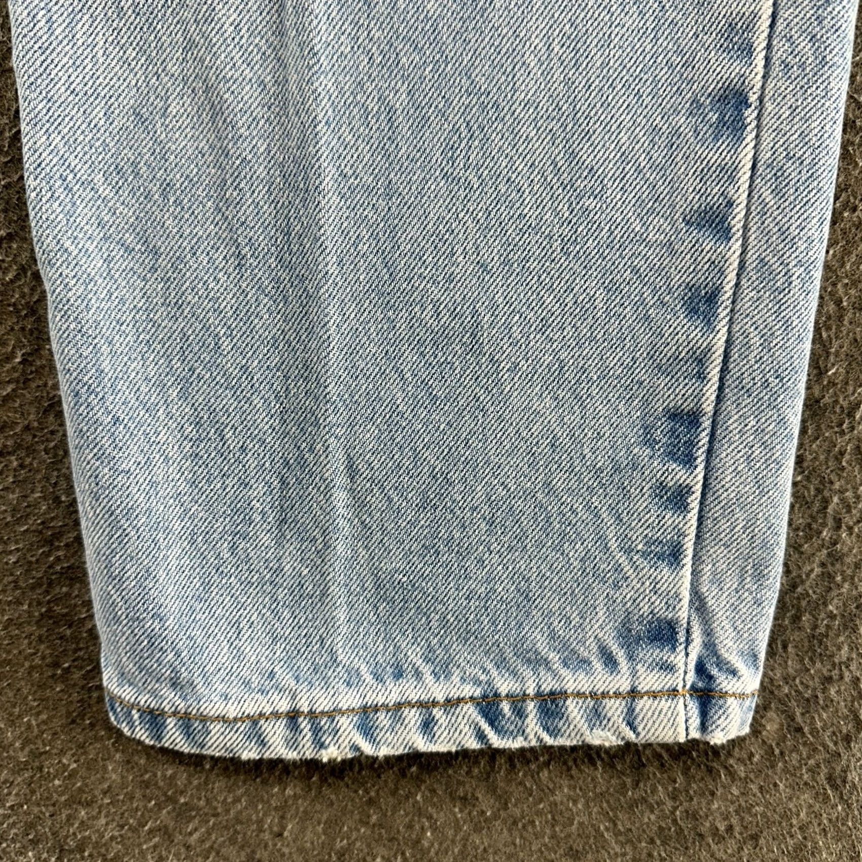 Calvin Klein Calvin Klein Jeans Mens 30x32 Blue Relaxed Fit Denim Straight 5-Pocket Distressed Y2K Baggy Inseam 32 Light Wash Jeans Men Size US 32 / EU 48 - 6 Thumbnail