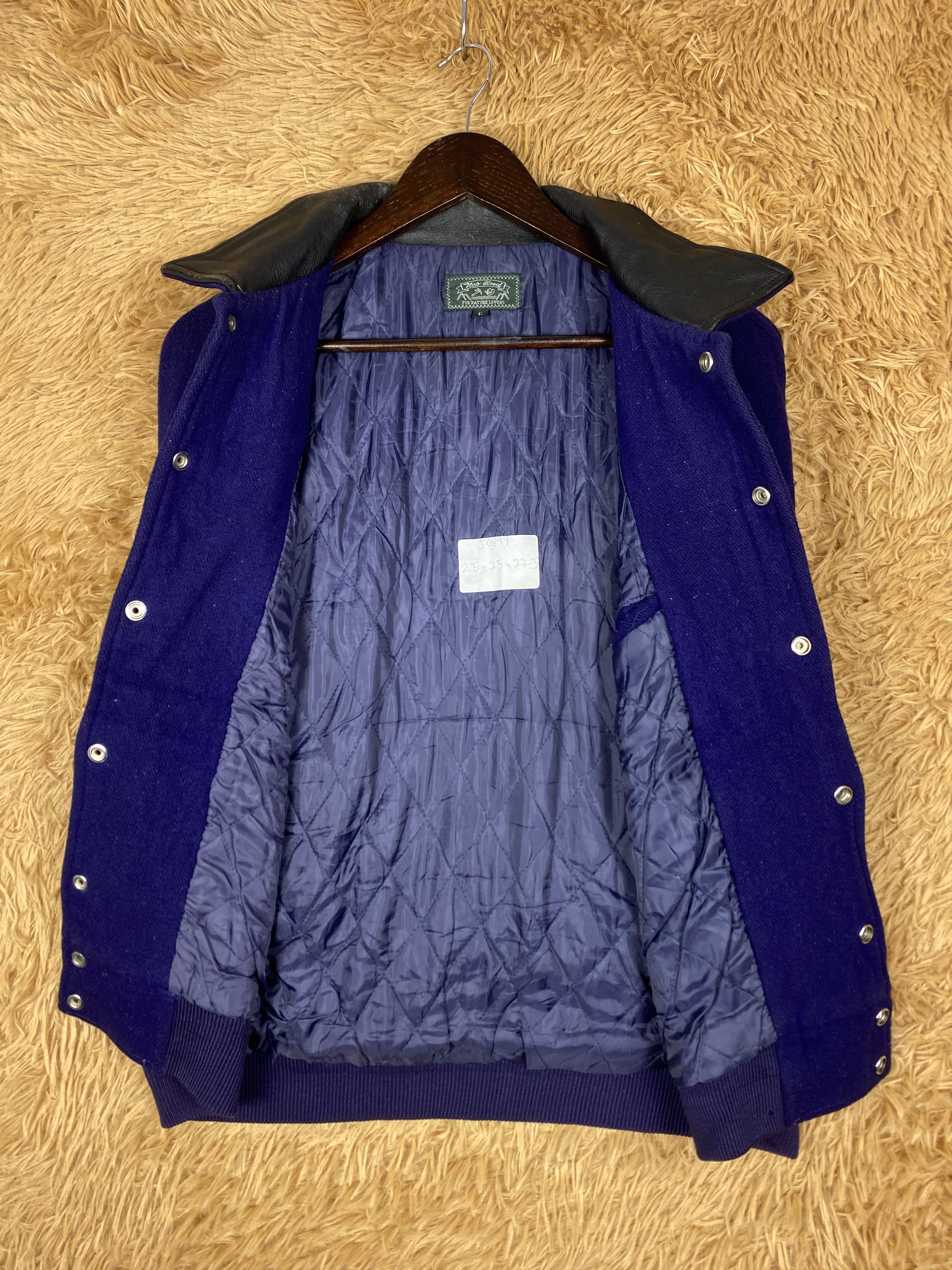 Vintage Vintage Neo Blood Leather Sleeve Varsity Jacket DJ0899 Size US M / EU 48-50 / 2 - 6 Thumbnail