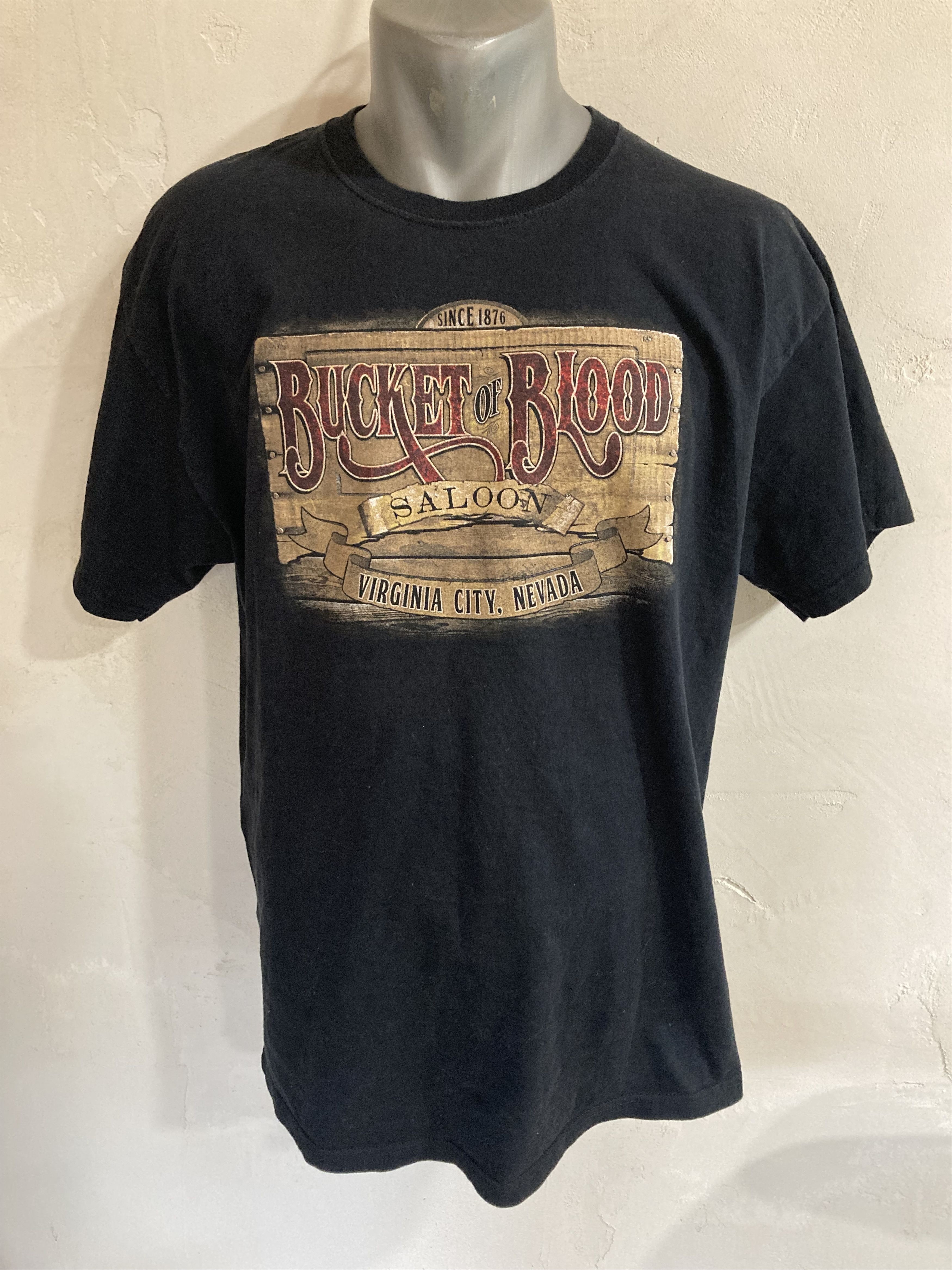 Vintage Vintage Bucket Of Blood Saloon Nevada Double Sided T Shirt Size US XL / EU 56 / 4 - 2 Thumbnail