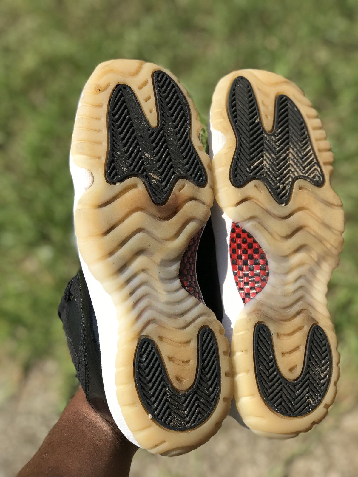 Jordan Brand Air Jordan Retro 11 Low 72-10 GS Size 5Y / 6.5 Size US 5 / EU 37 - 7 Thumbnail