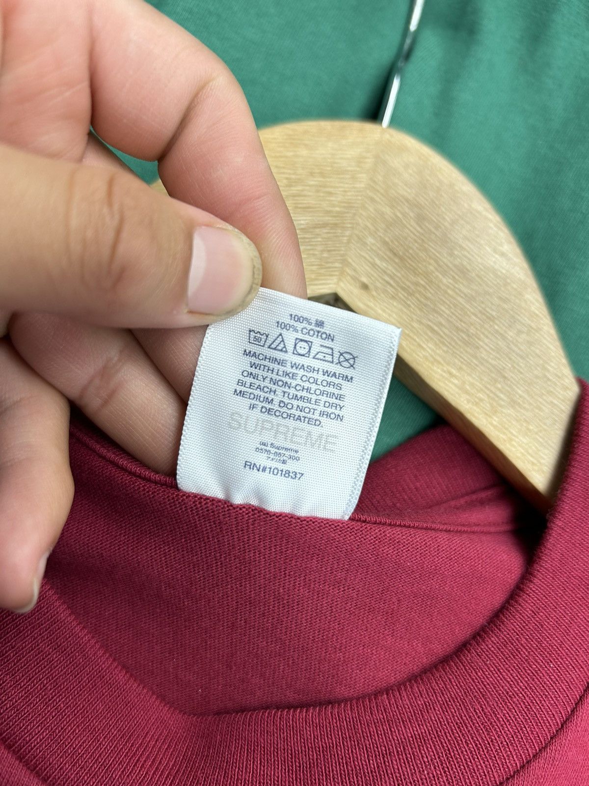 Supreme Supreme “Reverse” T-shirt Size US S / EU 44-46 / 1 - 5 Thumbnail