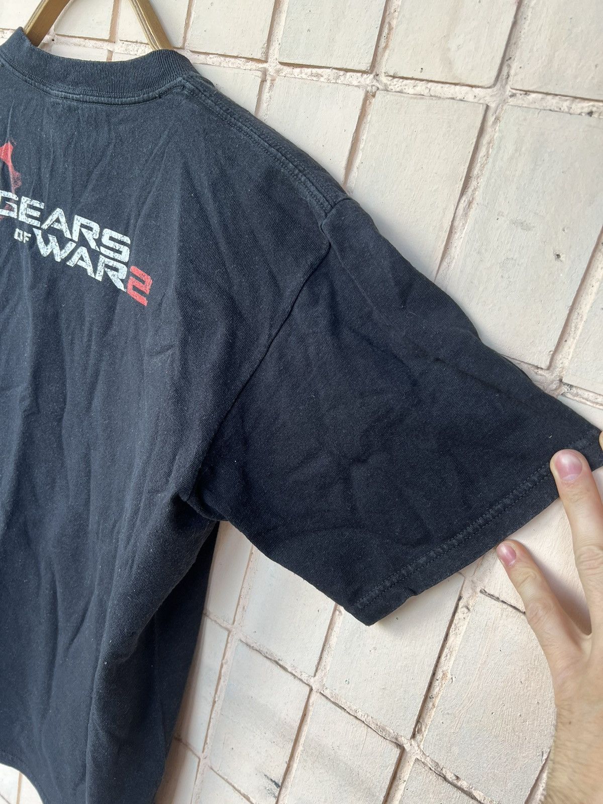 Vintage Vintage y2k 00s gears of war 2 gow shirt Size US S / EU 44-46 / 1 - 15 Thumbnail