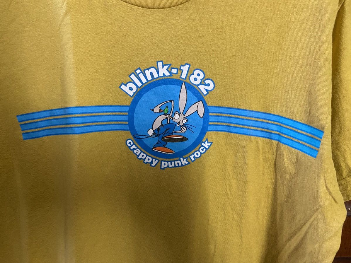 Band Tees Blink 182 Rabbit logo Tultex Size US M / EU 48-50 / 2 - 2 Thumbnail