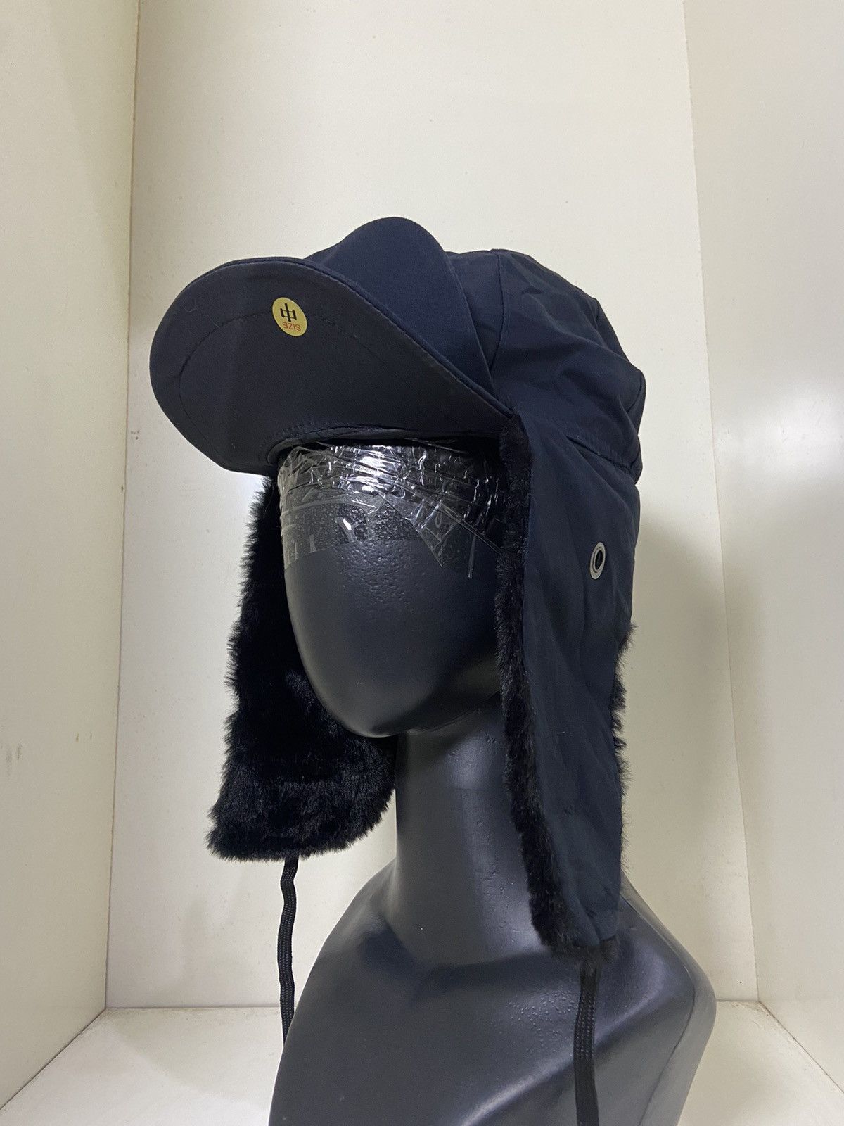 Japanese Brand Y2 vintage fuzzy ushanka golf hat warm Size ONE SIZE - 1 Thumbnail