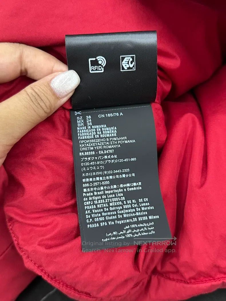 Prada Prada Red letter short down jacket Size XS / US 0-2 / IT 36-38 - 7 Thumbnail