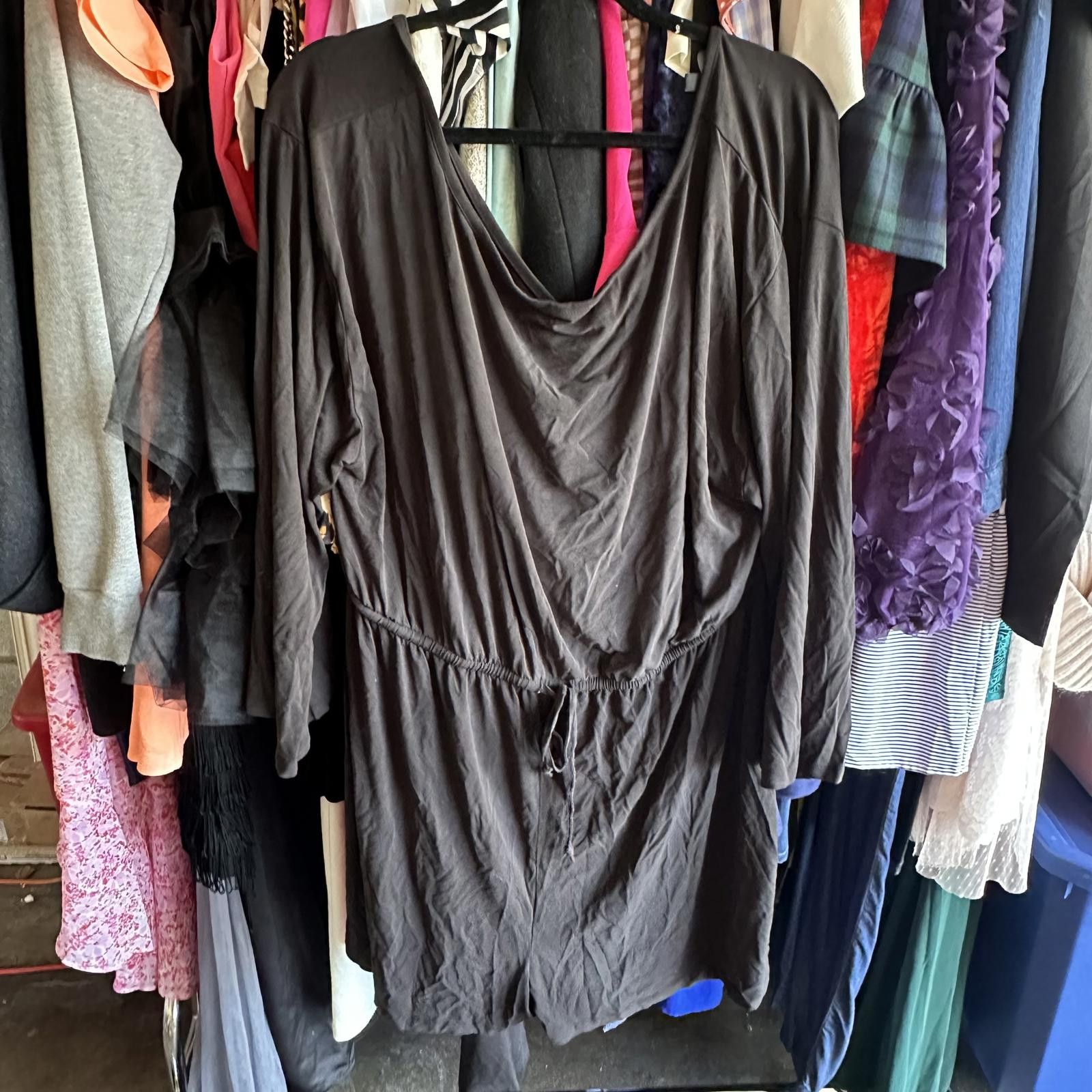 Designer Eloquii Women's Black Long Sleeve wide neck Romper Size XXL / US 16-18 / IT 52-54 - 1 Thumbnail