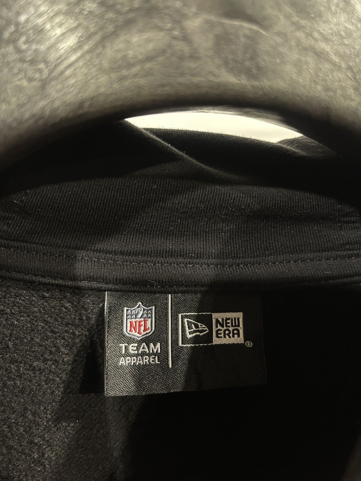 New Era NFL hoodie sweatshirt new era black big logo XS Size US XS / EU 42 / 0 - 4 Thumbnail