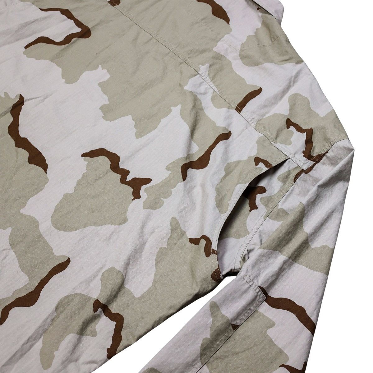 Balenciaga × Designer BALENCIAGA Snow Camo Oversized Cargo Over Shirt Jacket Size US XXL / EU 58 / 5 - 7 Thumbnail