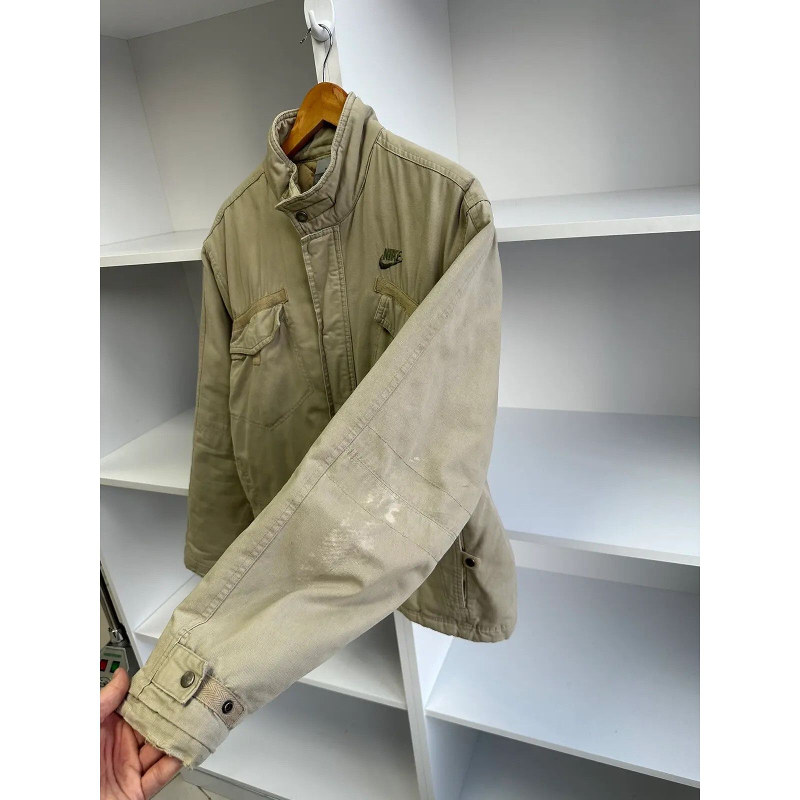 Nike VTG Nike Detroit Style Heavy Beige Bomber Jacket Size US L / EU 52-54 / 3 - 9 Thumbnail