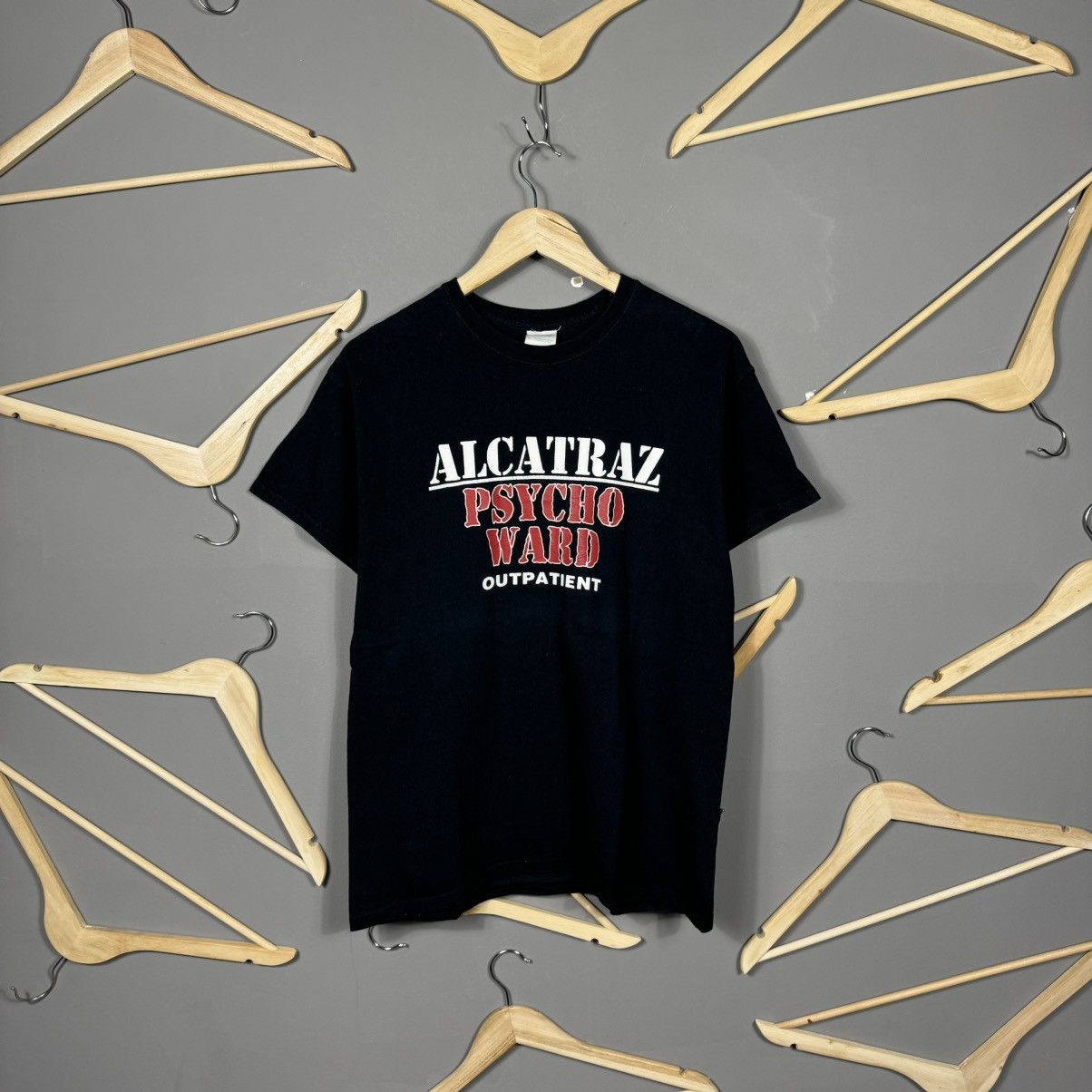 Corteiz × Streetwear × Vintage Corteiz Pink Blur Alcatraz Y2K Tee