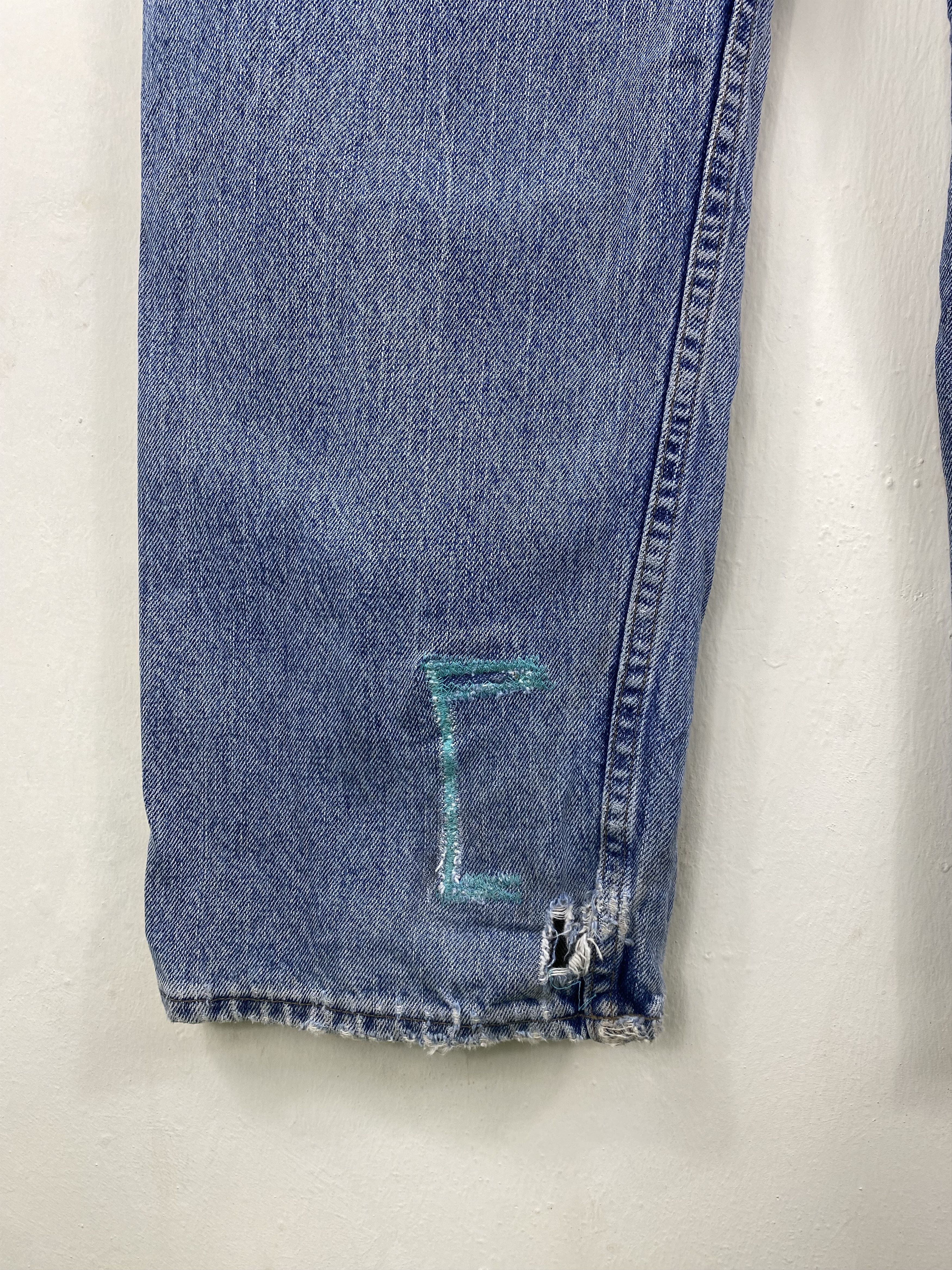 Levi's Vintage Clothing RARE Vintage Levis Baggy Loose Silvertab Distressed Jean Size US 33 - 8 Thumbnail