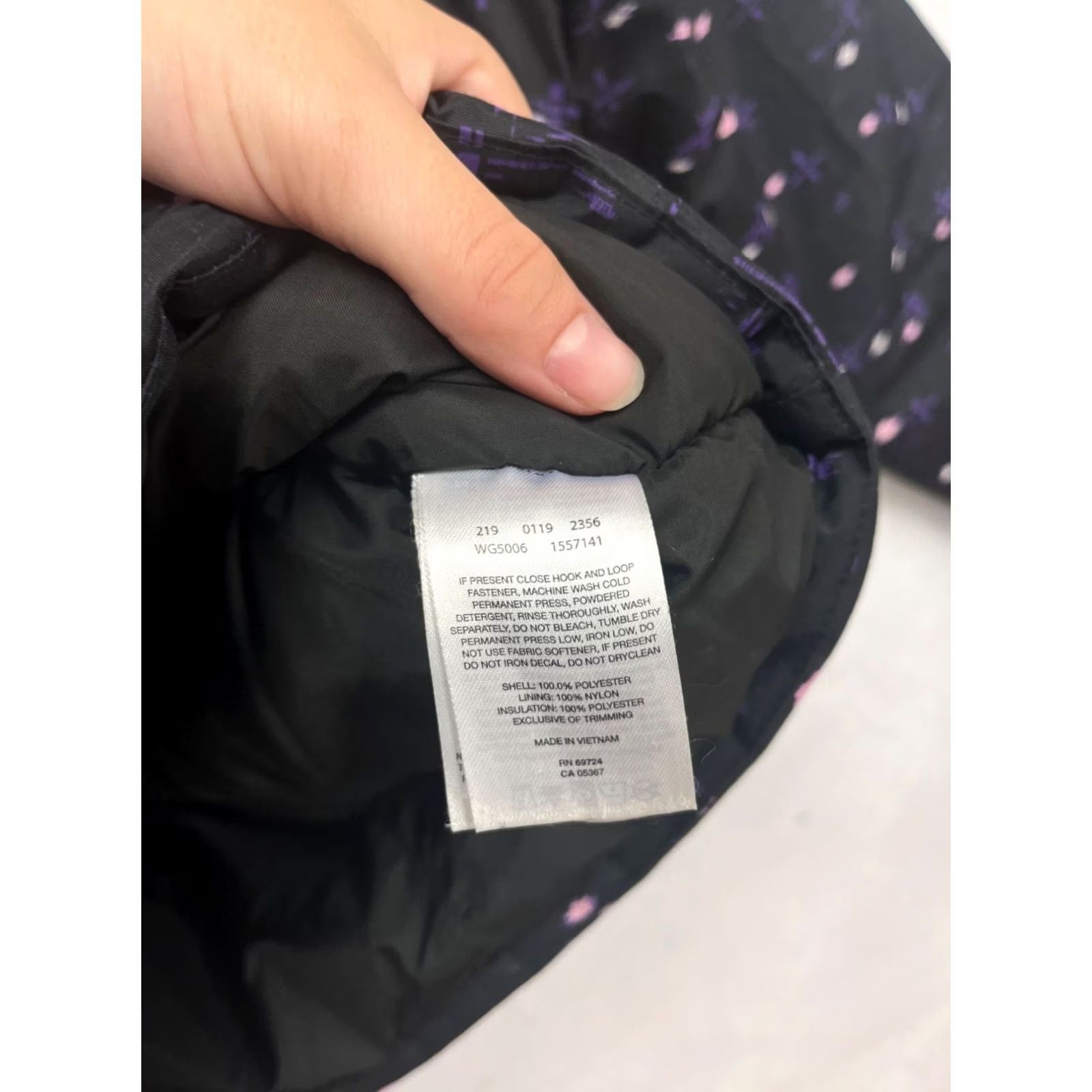 Vintage Columbia Outdoor Hooded Jacket XL Girls XLG Black Regular Winter Coat Hoodie Zip Pocket Mock-Velcro Cuffed Machine Washable Polyester Size XL / US 12-14 / IT 48-50 - 4 Thumbnail