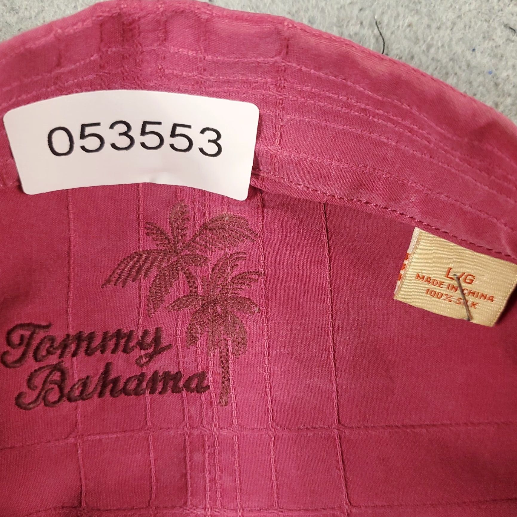 Tommy Bahama Tommy Bahama Shirt Mens Large Pink Silk Hawaiian Button Up Short Sleeve Size US L / EU 52-54 / 3 - 7 Thumbnail