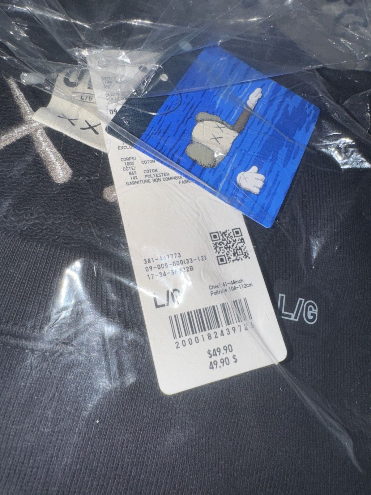 Kaws × Uniqlo Kaws x Uniqlo Long Sleeve Sweatshirt/Crewneck Size US L / EU 52-54 / 3 - 3 Thumbnail