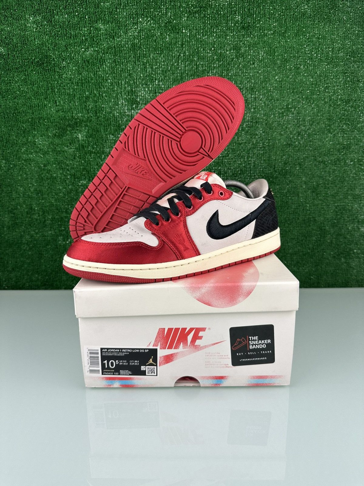 Jordan Brand Jordan 1 Retro OG SP Low Rookie Card - Away Size US 10.5 / EU 43-44 - 1 Thumbnail