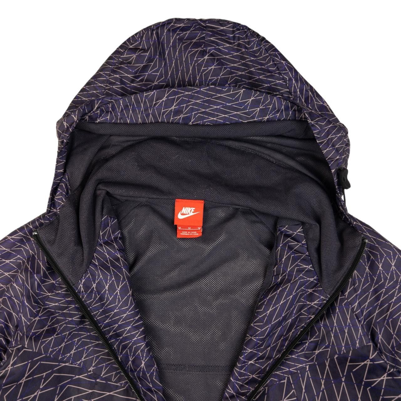 Nike Vintage Nike Geometric Lightweight Jacket Size M Size US M / EU 48-50 / 2 - 4 Thumbnail
