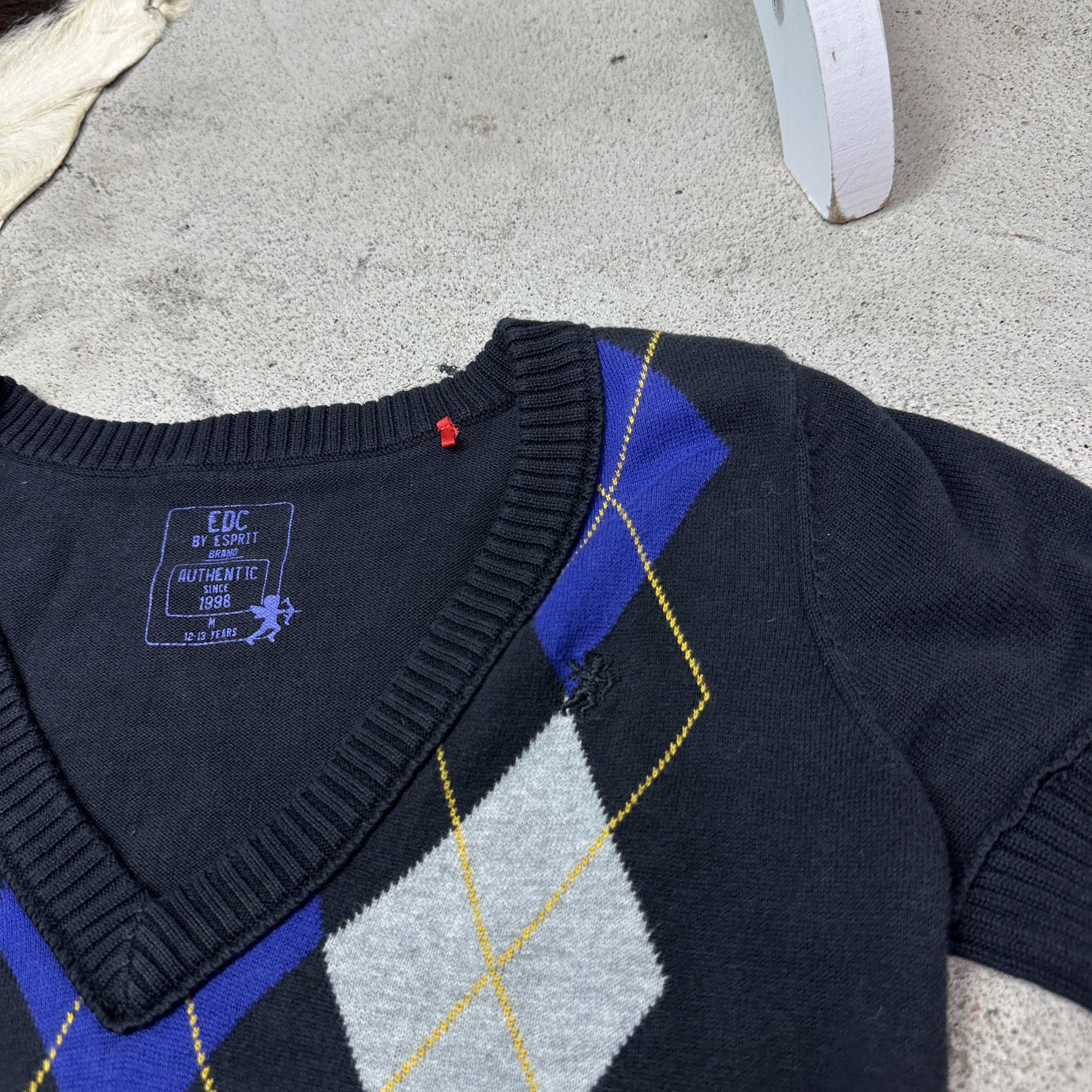 Vintage Vintage Argyle Fitted Print School Girl Swater 00s Size XS / US 0-2 / IT 36-38 - 4 Thumbnail
