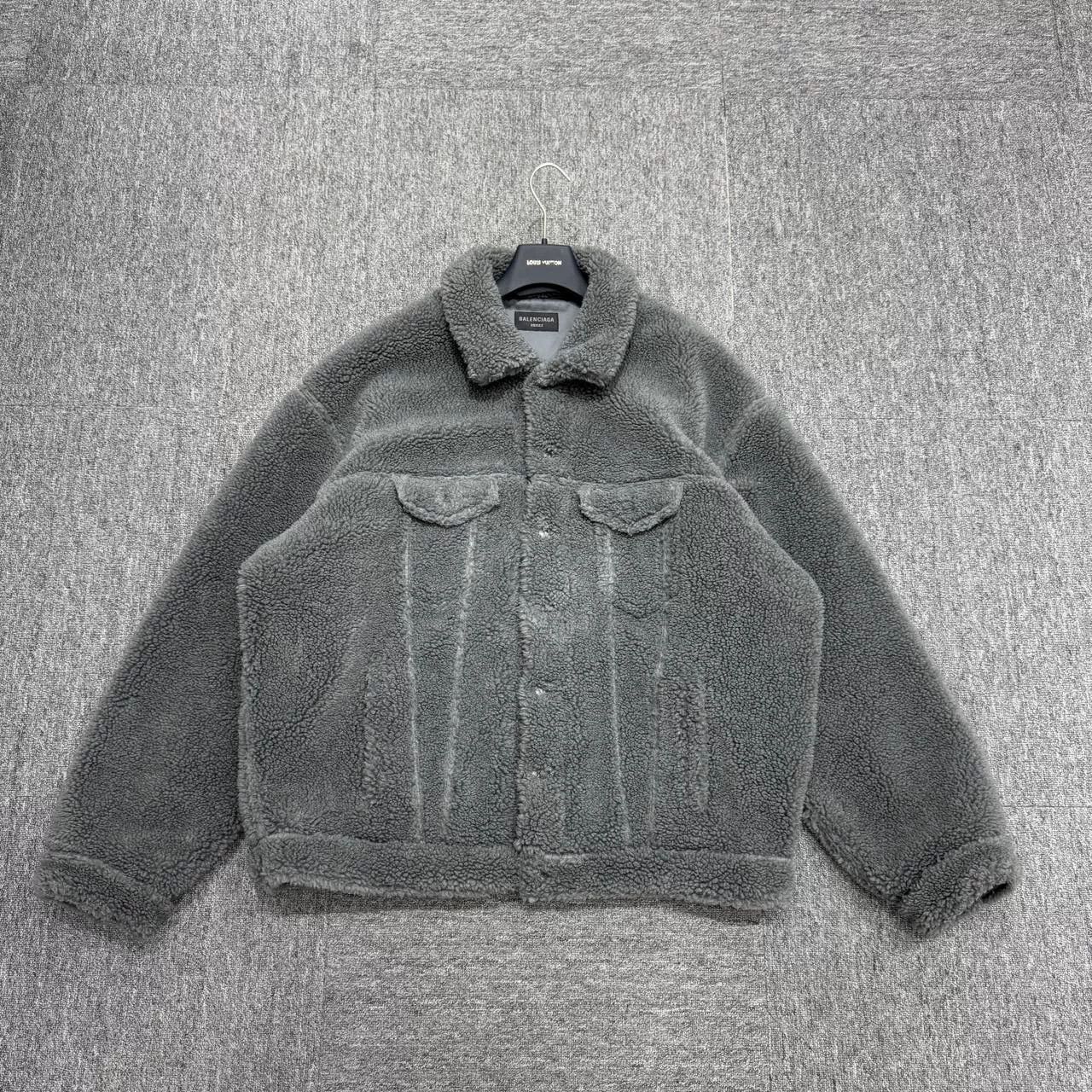 Balenciaga balenciaga gray teddy coat size 1 Size US L / EU 52-54 / 3 - 1 Thumbnail