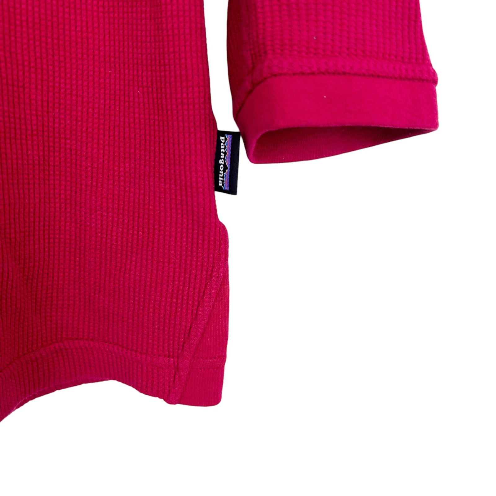 Patagonia Patagonia Red Organic Cotton Thermal 3/4 Sleeve Shirt Sz XS Size XS / US 0-2 / IT 36-38 - 2 Thumbnail