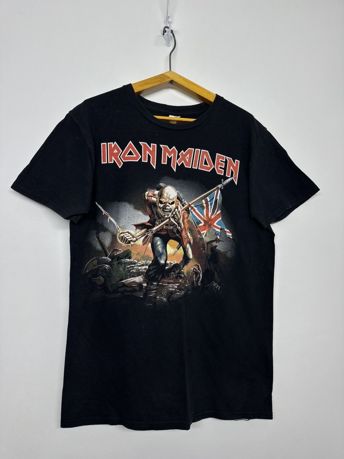 Iron Maiden Iron Maiden 2010 World Tour Vintage T Shirt Size US M / EU 48-50 / 2 - 4 Thumbnail