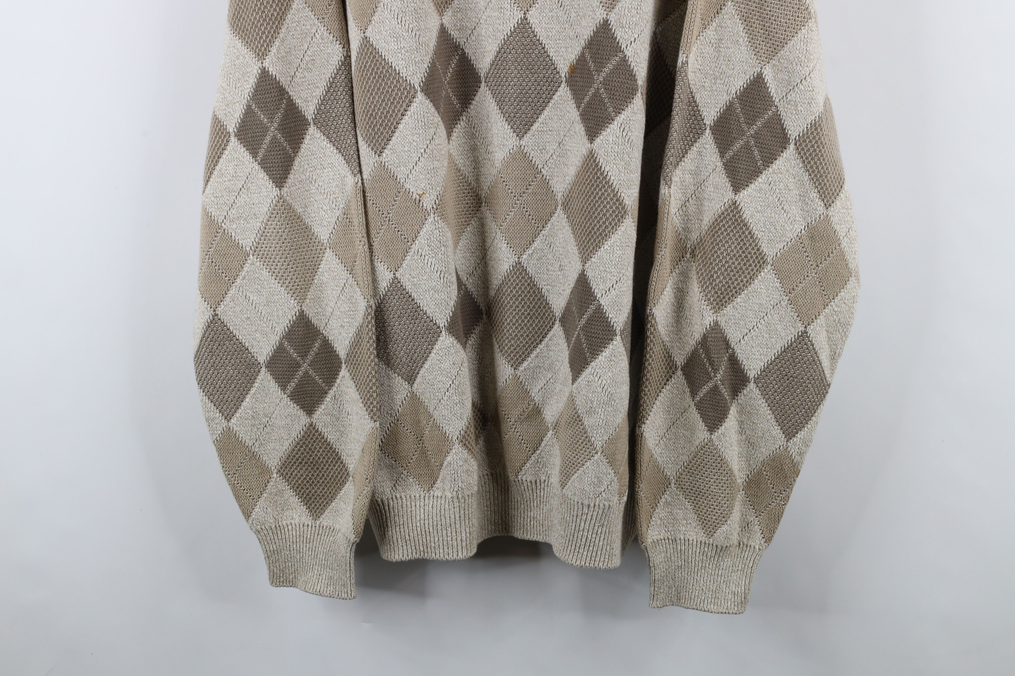 Vintage Vintage 90s Streetwear Argyle Diamond V-Neck Sweater USA Size US XL / EU 56 / 4 - 3 Thumbnail