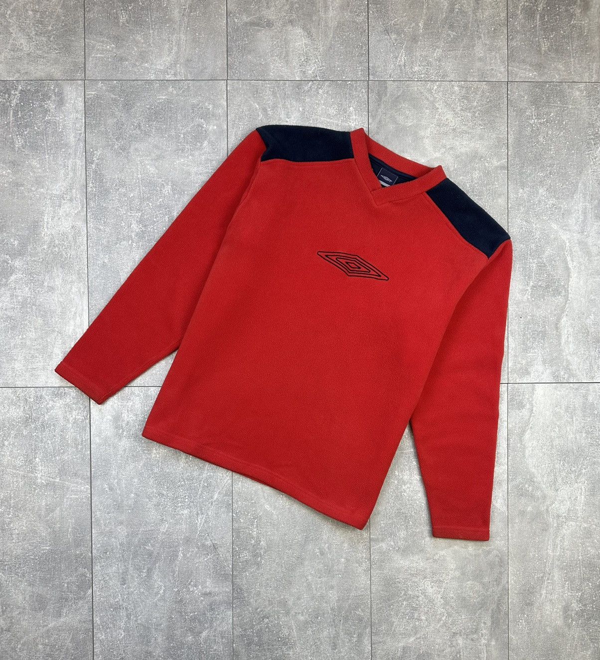 Umbro Umbro Vintage Fleece Sweatshirt Centr Logo Size US M / EU 48-50 / 2 - 1 Thumbnail