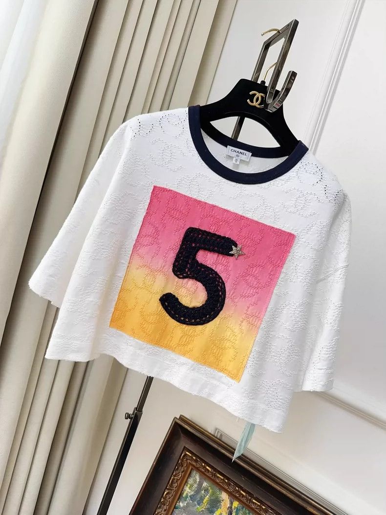 Chanel 24C White Logo Gradient Number 5 T-shirt- dmc