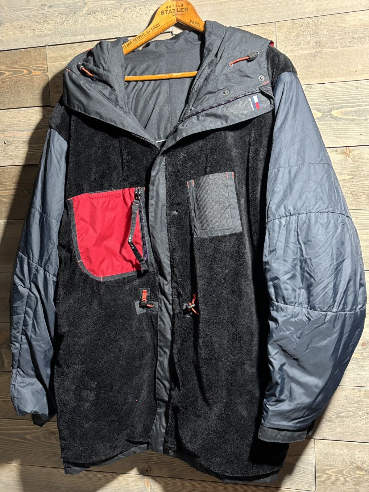 Tommy Hilfiger Tommy Hilfiger Ski Team Jacket — VTG Outdoor Tech-wear S Size US L / EU 52-54 / 3 - 18 Thumbnail