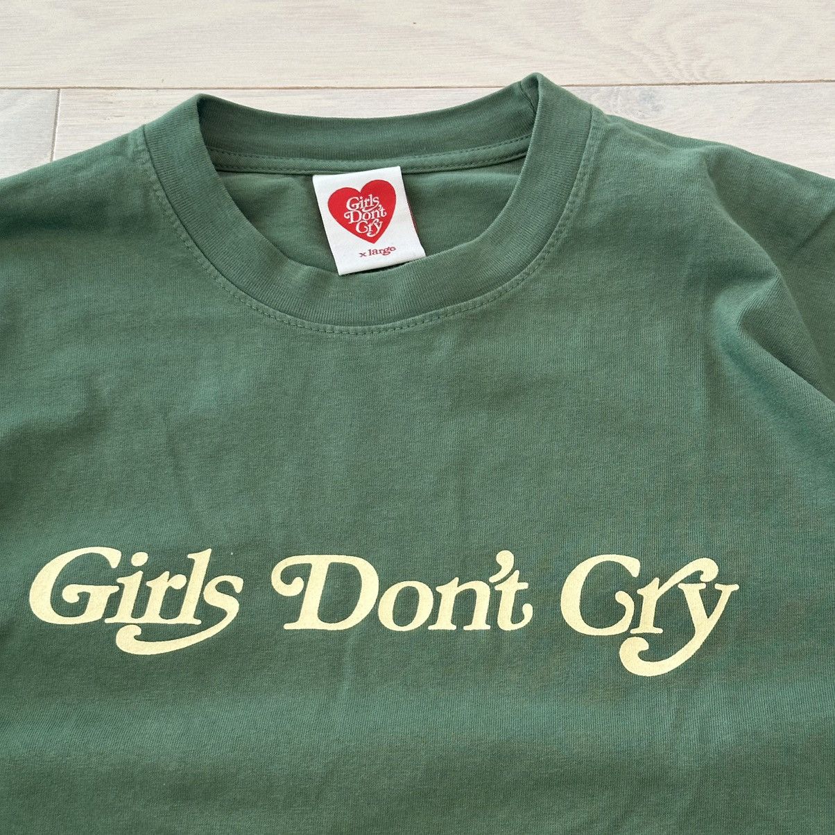 Girls Don't Cry girls don’t cry butterfly long sleeves tshirt XL tee Size US XL / EU 56 / 4 - 2 Thumbnail