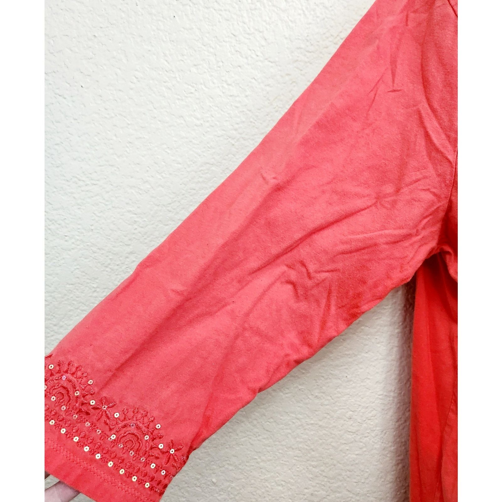 Other Laura Scott Pink Orange Embroidered Sequin V Neck Top 1X Size XXL / US 16-18 / IT 52-54 - 3 Thumbnail