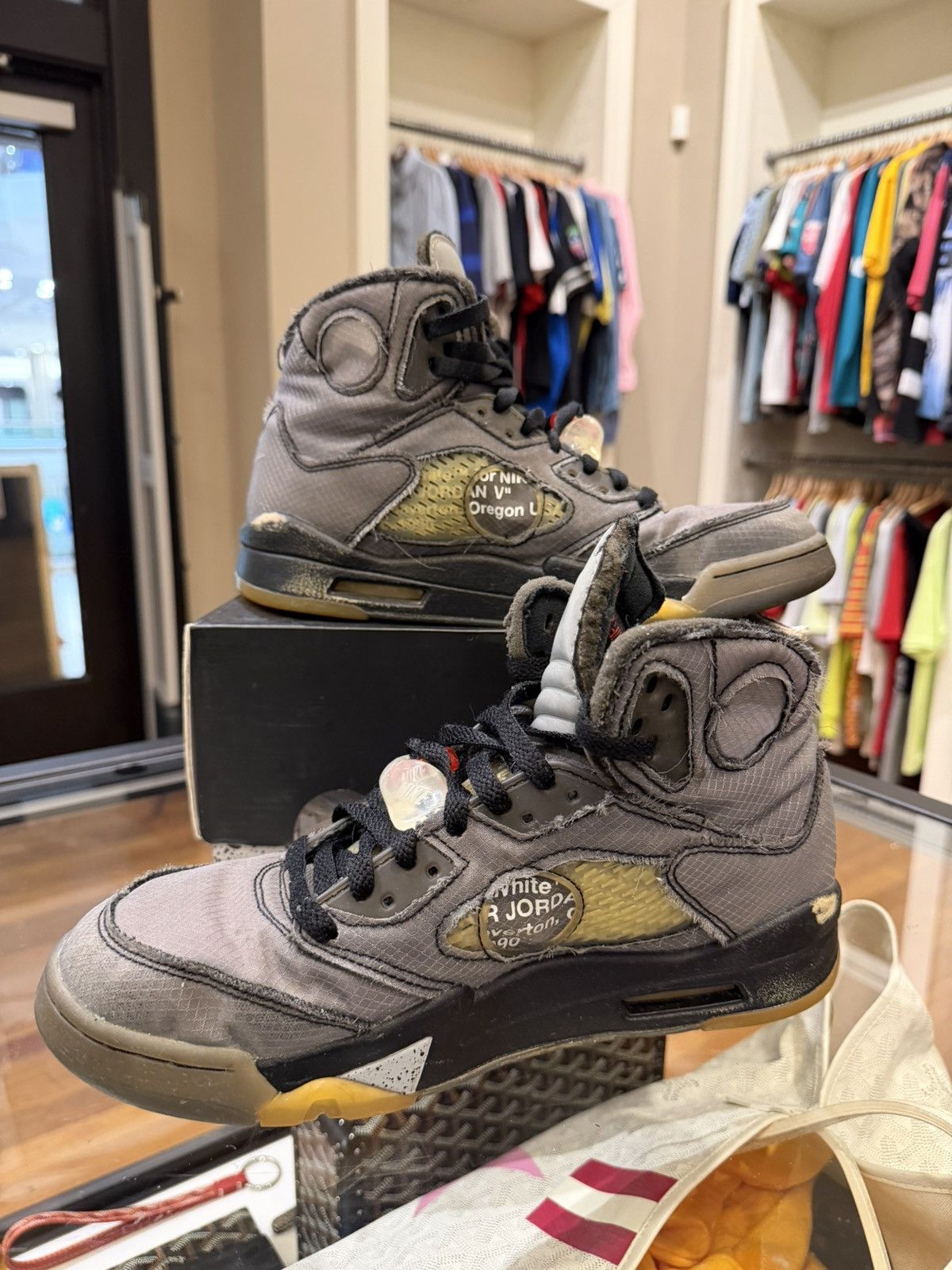 Jordan Brand × Off-White Off-white x Jordan 5 Retro “Off White Muslin” Size US 9 / EU 42 - 2 Thumbnail