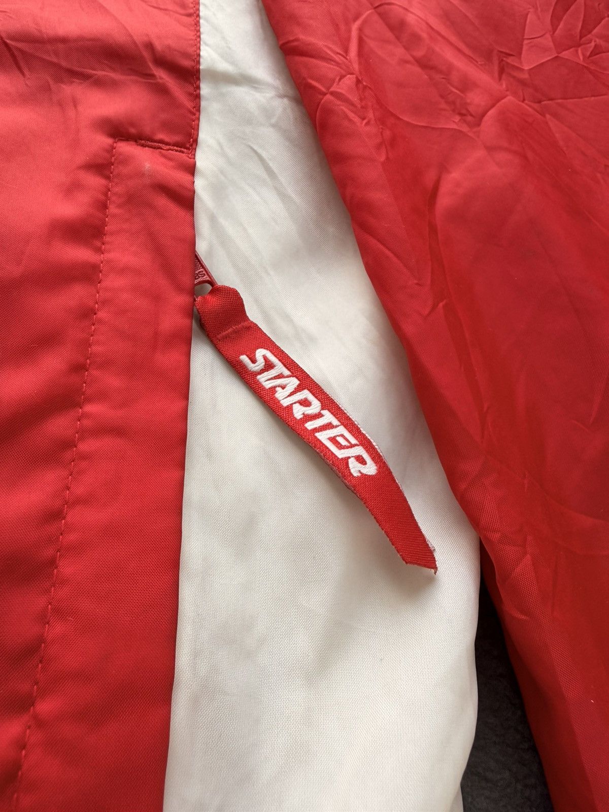 Starter Starter red Indiana Hoosiers windbreaker jacket Size US XL / EU 56 / 4 - 3 Thumbnail
