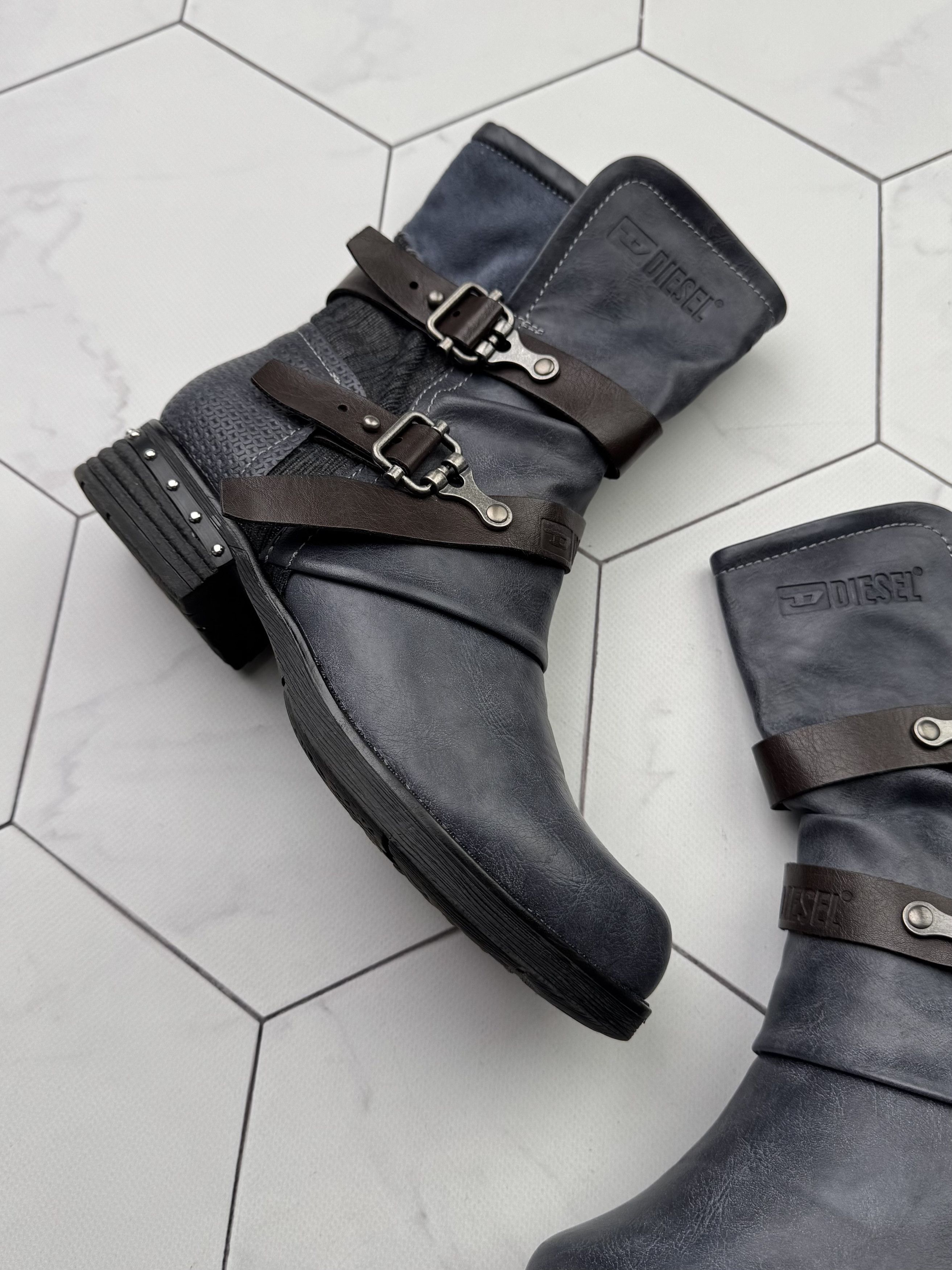 Diesel Diesel Vintage Boots (B156) Size US 7 / IT 37 - 2 Thumbnail