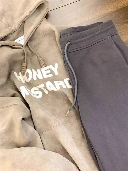 VIBE Vintage Street Letter Print Khaki L Hooded Sweatshirt Size US L / EU 52-54 / 3 - 4 Thumbnail