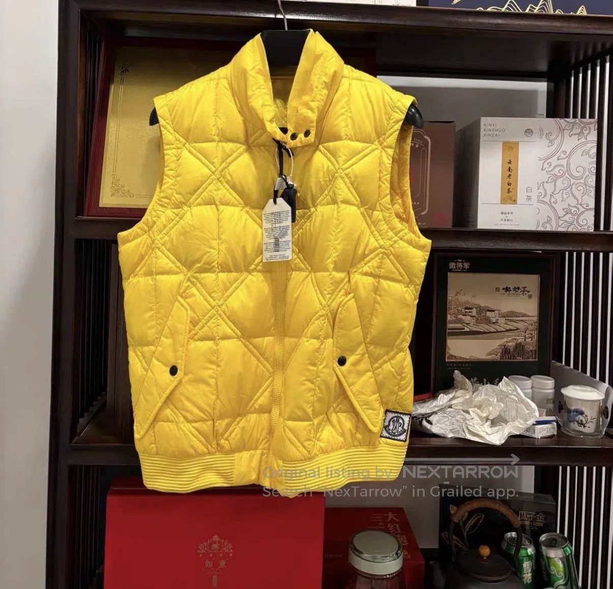 Moncler Yellow Quilted Puffer Vest . Size US L / EU 52-54 / 3 - 1 Thumbnail