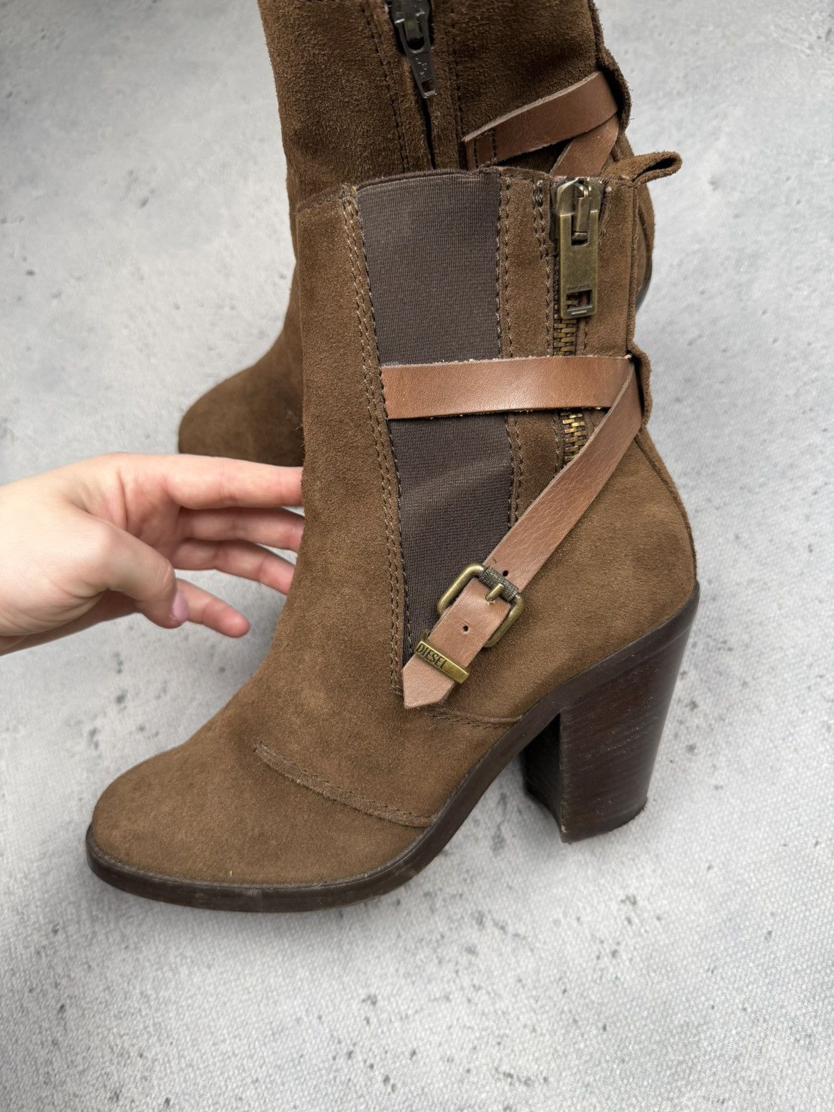 Diesel Diesel Suede Leather Heeled Ankle Boots Brown Buckle Strap Size US 8 / IT 38 - 18 Thumbnail