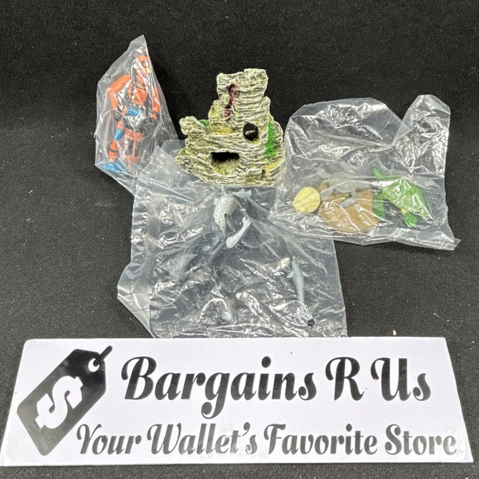 Other Multicolor Plastic Aquarium Decorations Set - Cave, Diver Size ONE SIZE - 1 Thumbnail