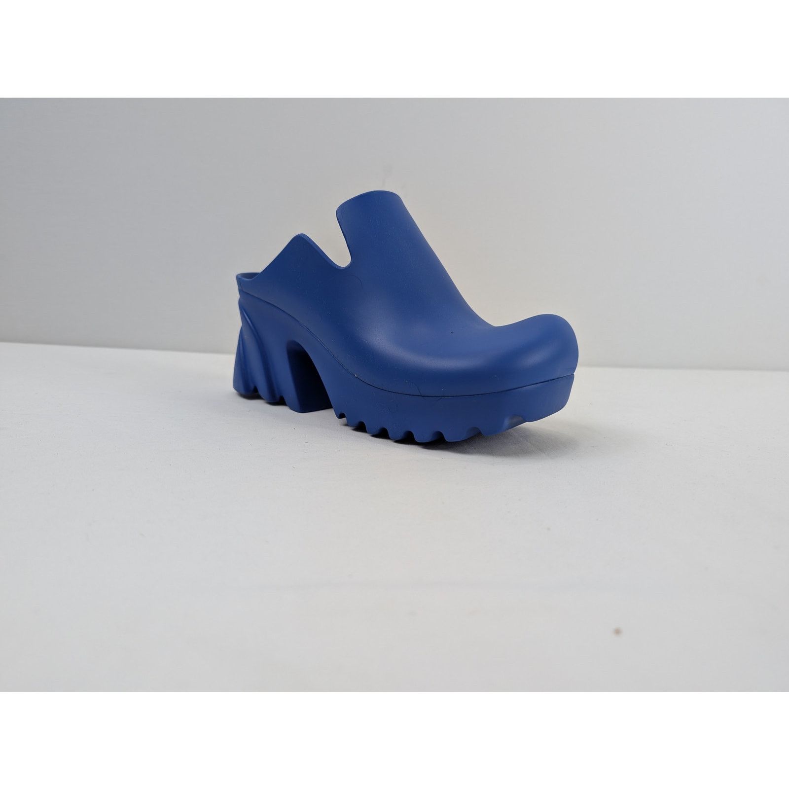 Bottega Veneta o1rshd1 Gel Rubber Pump Micro Rubber Boots in Cobalt Size US 9 / IT 39 - 2 Thumbnail