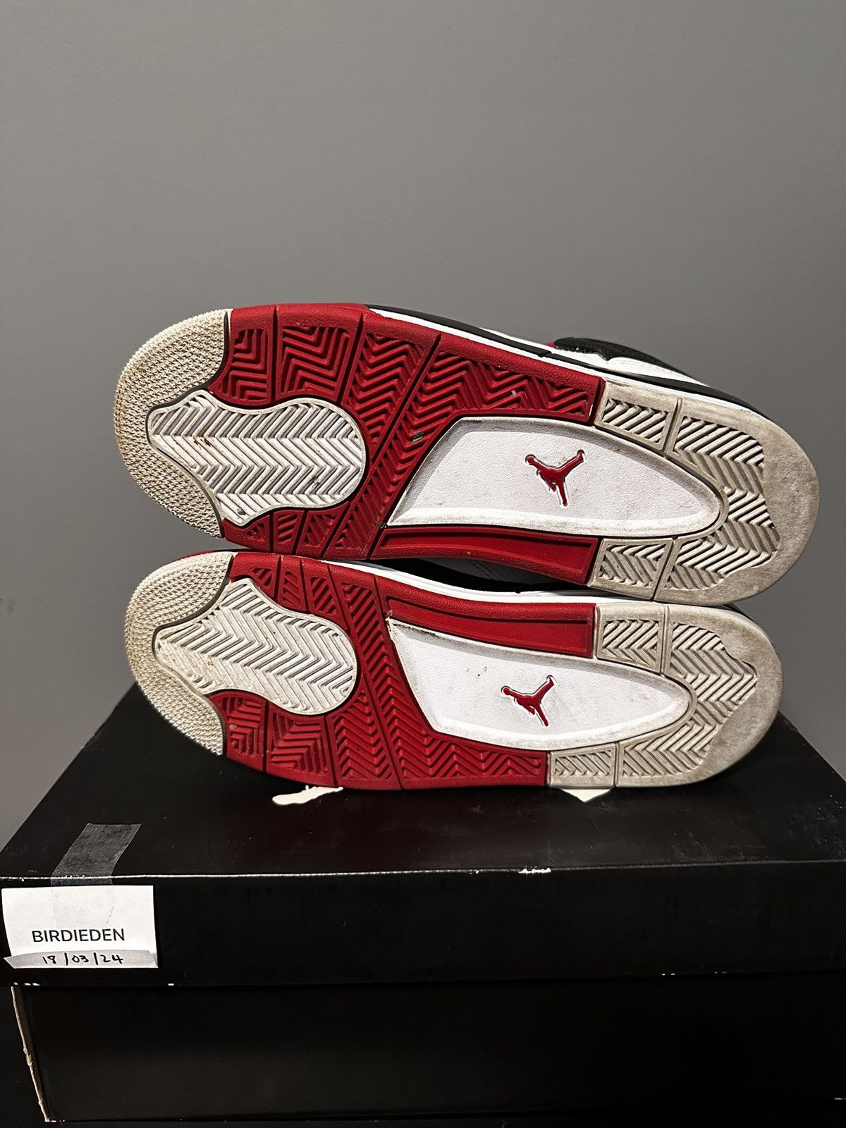 Air Jordan Retro GS Fire Red