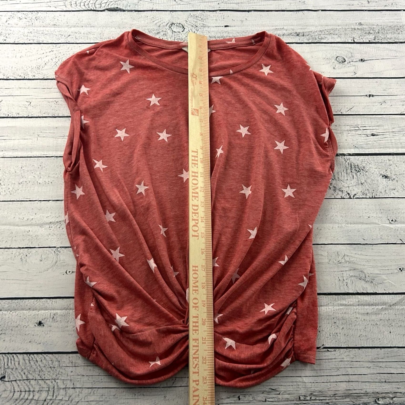 Lucky Brand Lucky Brand Star Print Tie Front Short Sleeve Top Womens S Red Shirt Stars Short Sleeve Tie Front T-Shirt Mens? Size S / US 4 / IT 40 - 3 Thumbnail