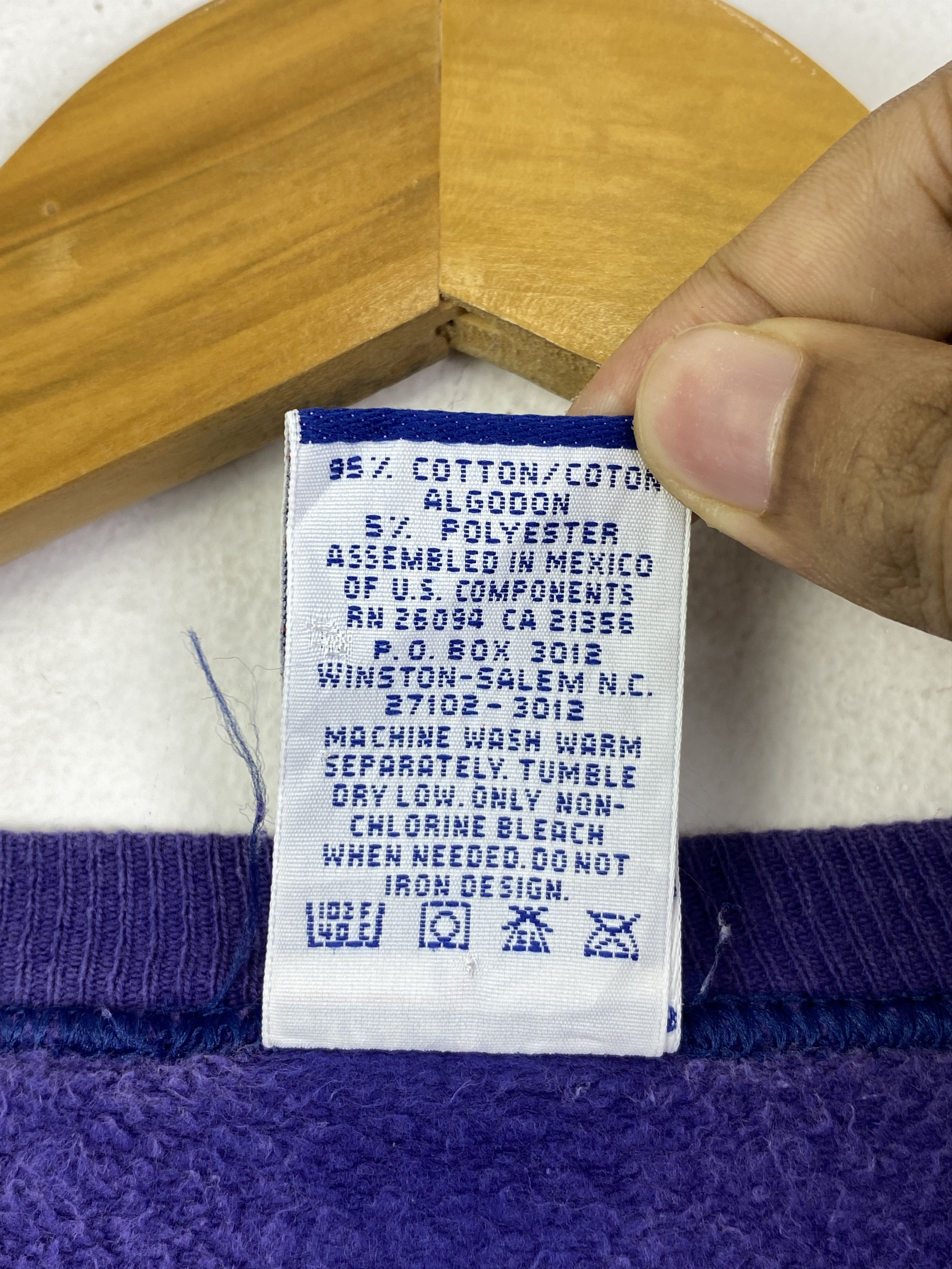 Champion Vintage Champion Plain Pullover Crewneck Sweatshirt SH0260 Size US XL / EU 56 / 4 - 6 Thumbnail