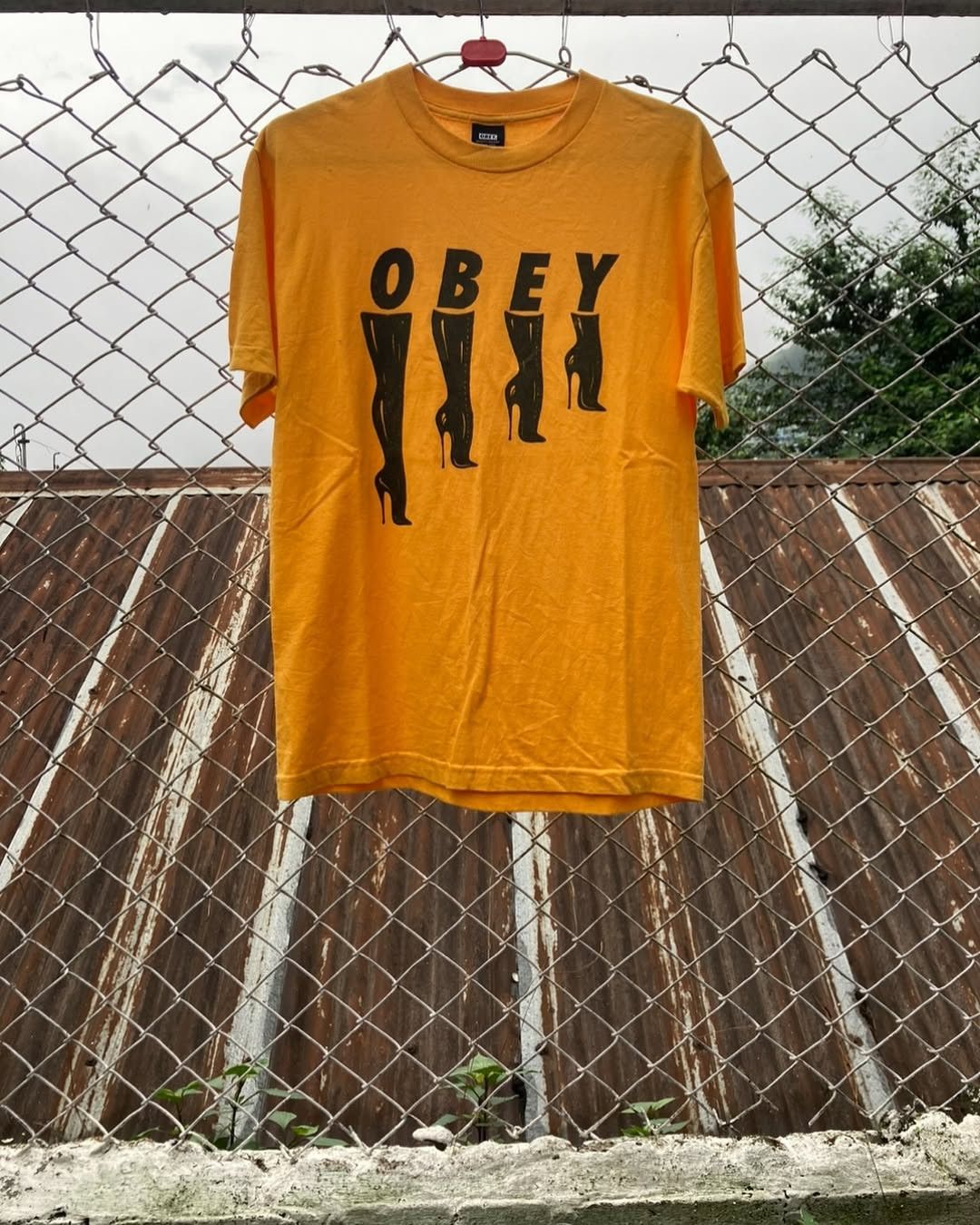 Obey × Vintage Obey graphic Tee Size US M / EU 48-50 / 2 - 2 Thumbnail