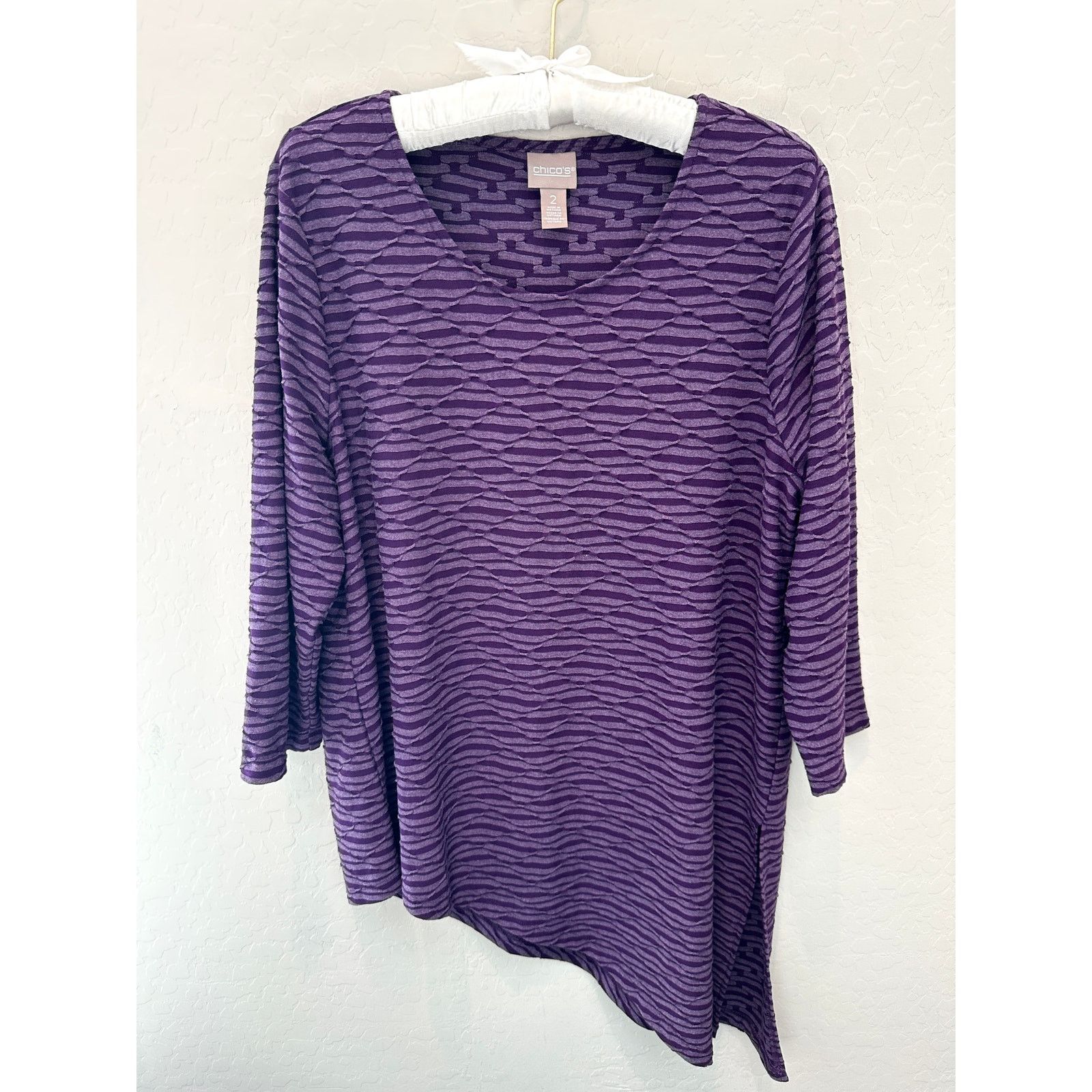 Chicos CHICOS Purple Knit Textured 3/4 Sleeve Asymmetric Tunic Top Size L / US 10 / IT 46 - 1 Thumbnail