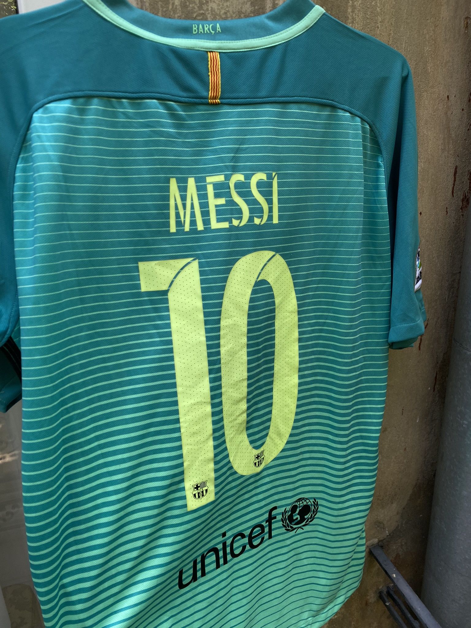 Nike Barcelona Nike 2016-2017 Messi Home T-Shirt Size US XL / EU 56 / 4 - 3 Thumbnail