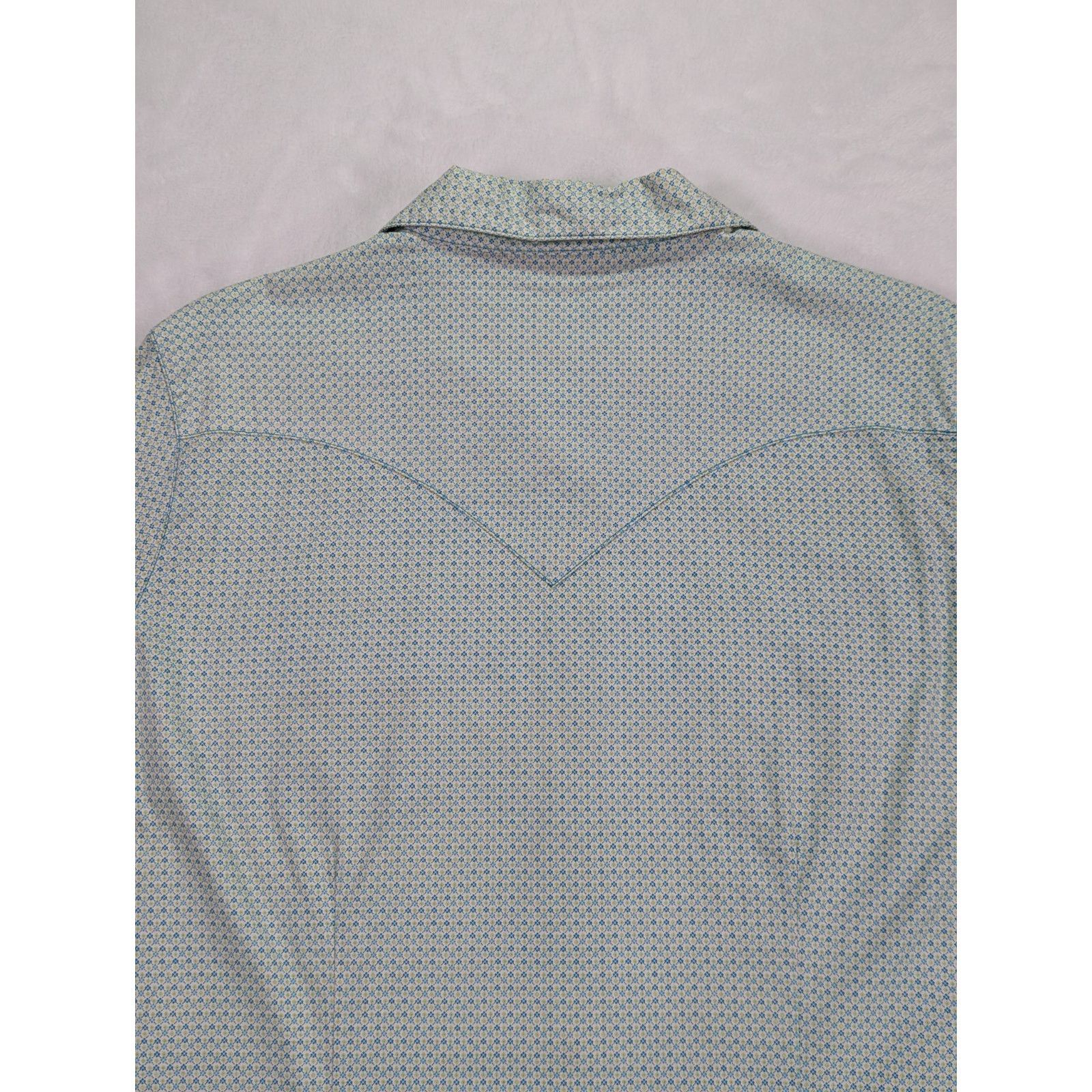 Wrangler Size L Western Style Pearl Snap Blue Geo/Floral Long Sleeve Size L / US 10 / IT 46 - 17 Thumbnail