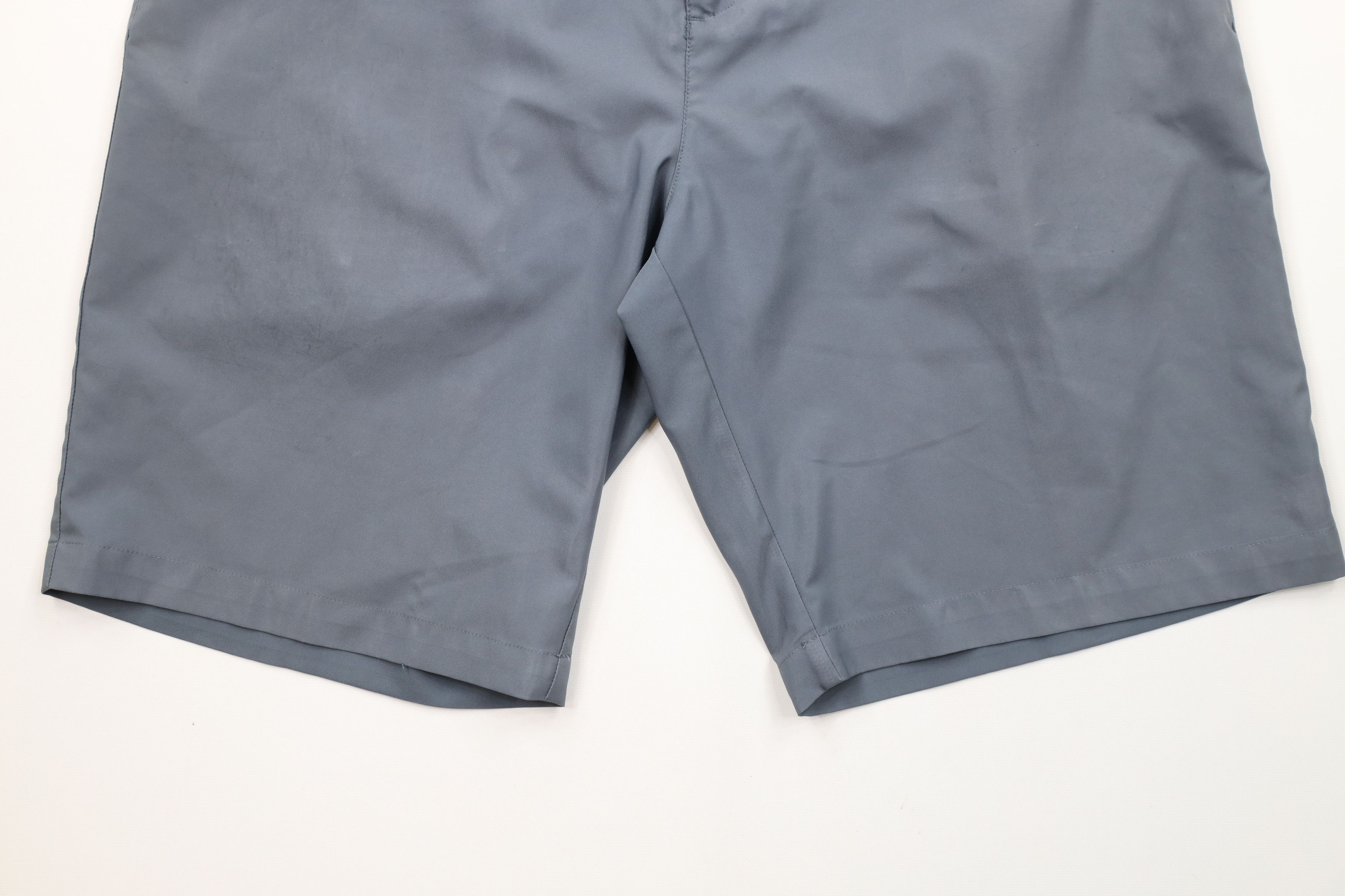 Adidas × Vintage Adidas Golf Spell Out Flat Front Golfing Chino Shorts Gray Size US 34 / EU 50 - 4 Thumbnail